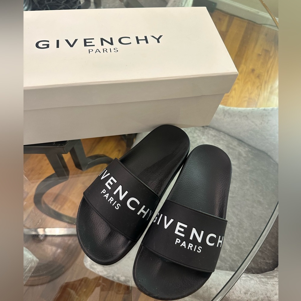 Givenchy logo rubber sandals